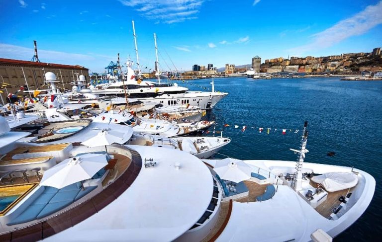 A Guide to Luxury Docking