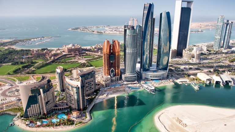 Top Tips for First-Time Visitors to Abu Dhabi Private City Tour