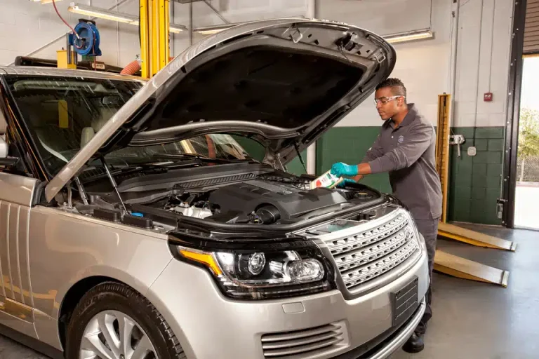 Range Rover repairing in DME Auto Repairing